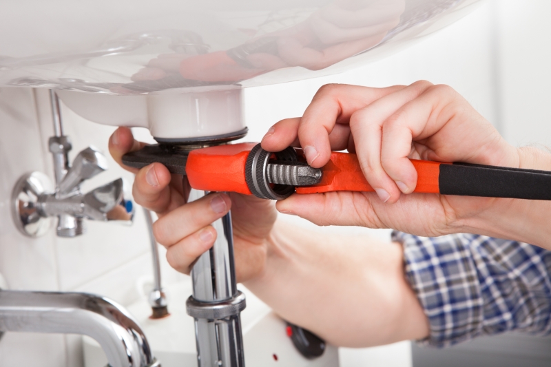 Emergency Plumbers Lingfield, Dormansland, Crowhurst, RH7